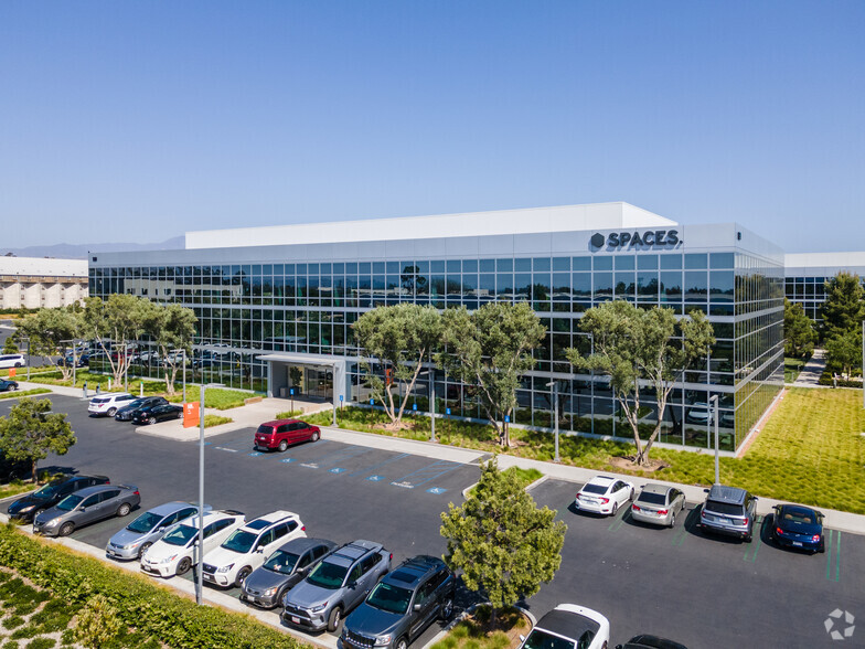 530 Technology Dr, Irvine, CA for lease - Building Photo - Image 1 of 33