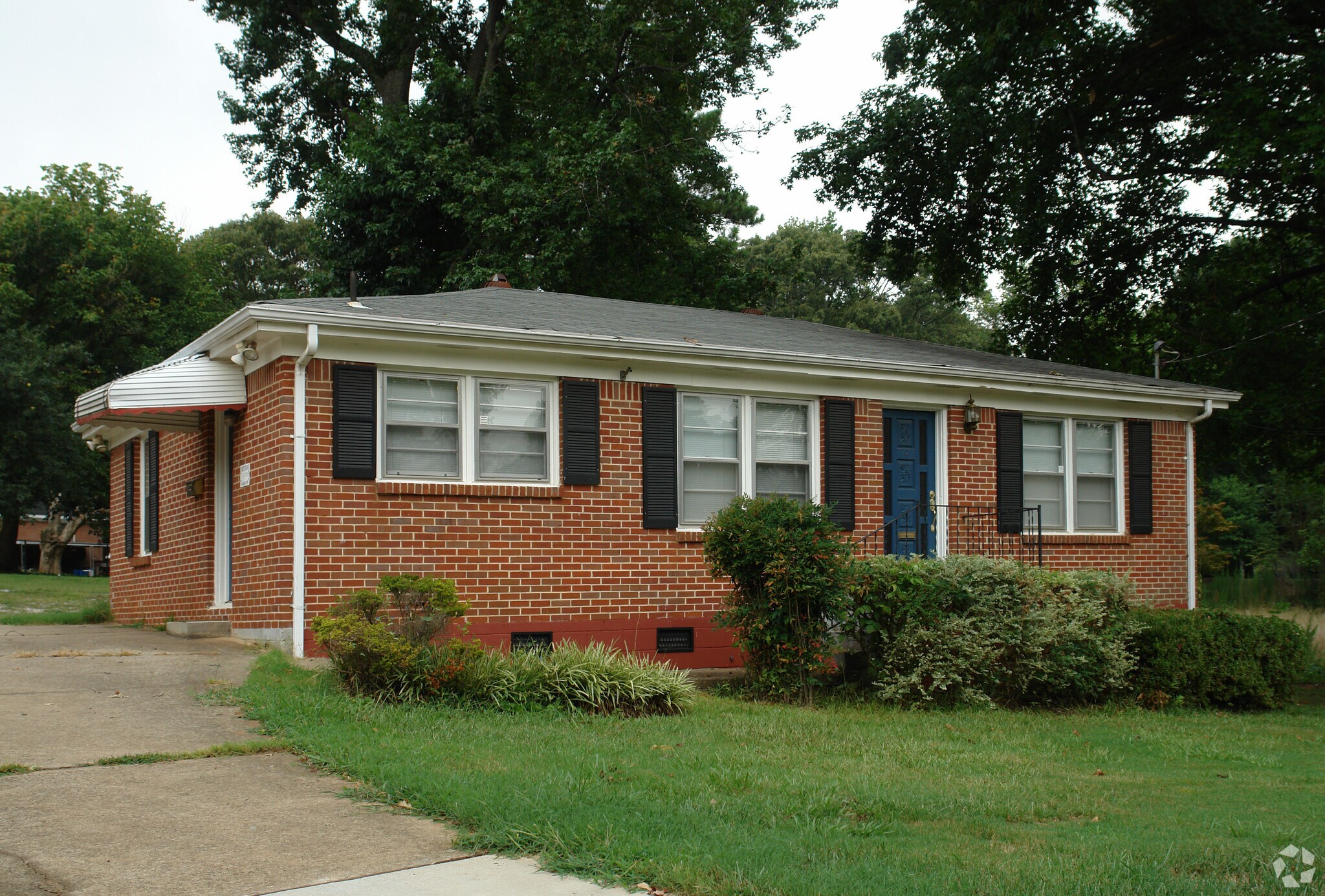 2052 Idlewood Rd, Tucker, GA for sale Primary Photo- Image 1 of 1