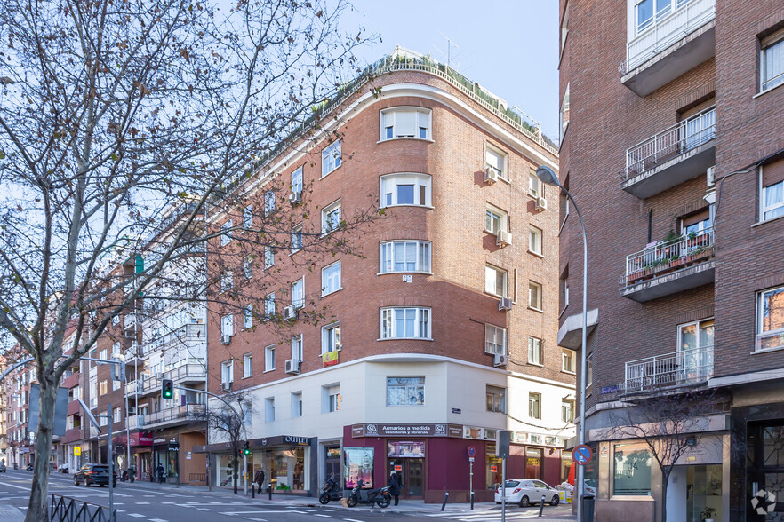 Calle López Hoyos, 76, Madrid, Madrid for lease - Building Photo - Image 2 of 3