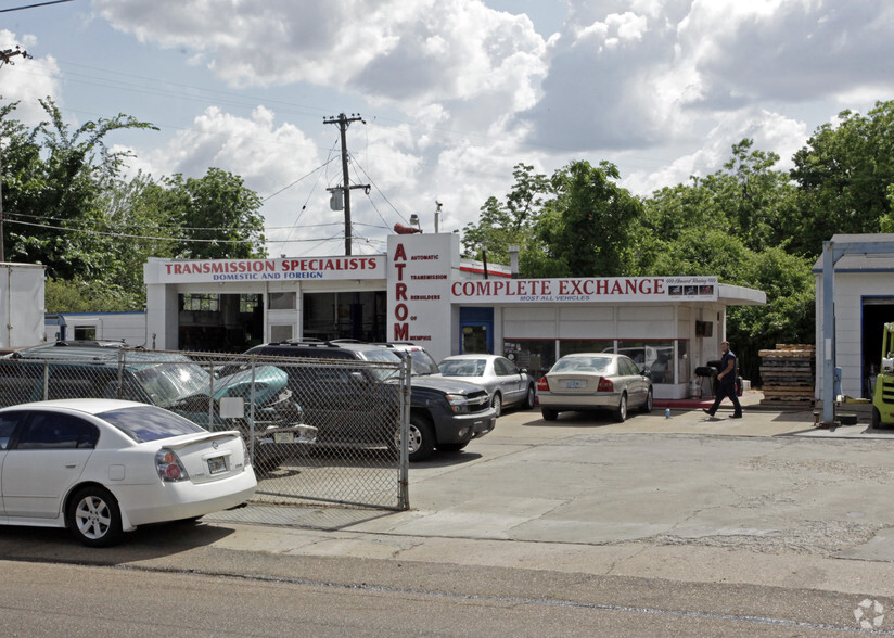 2905 Lamar Ave, Memphis, TN for lease - Primary Photo - Image 1 of 3