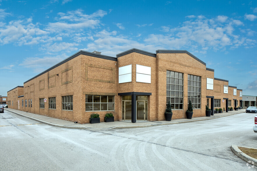 6415 Northwest Dr, Mississauga, ON for lease - Primary Photo - Image 1 of 6