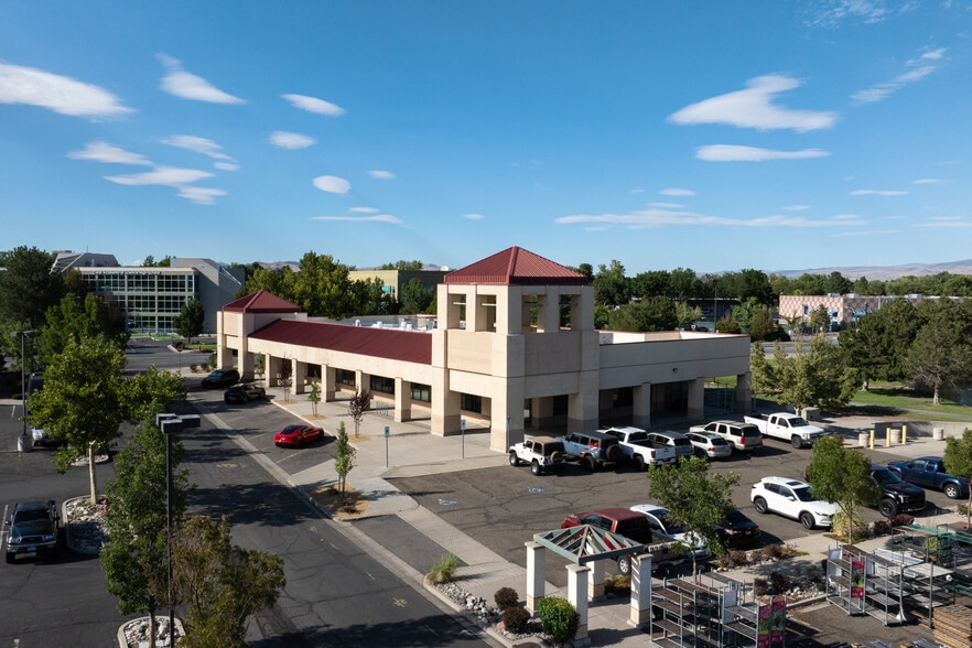 6450 S Virginia St, Reno, NV for sale - Building Photo - Image 2 of 3