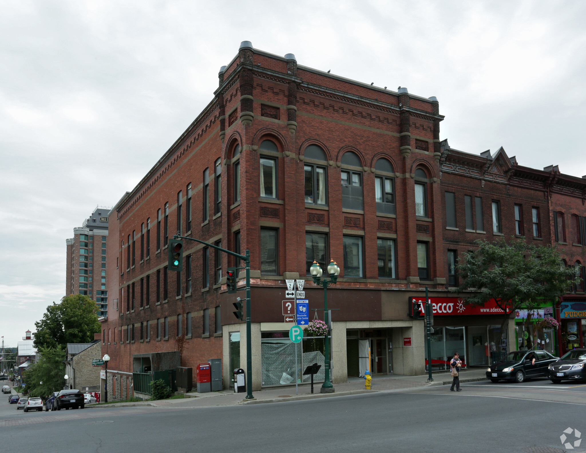 51-53 King St W, Brockville, ON for sale Primary Photo- Image 1 of 1