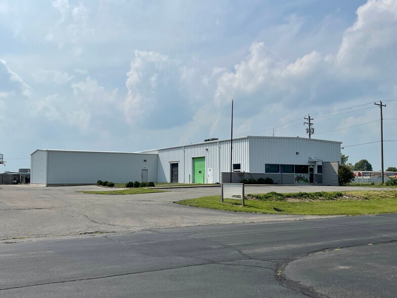 4480 Ray Boll Blvd, Columbus, IN for sale - Building Photo - Image 1 of 4