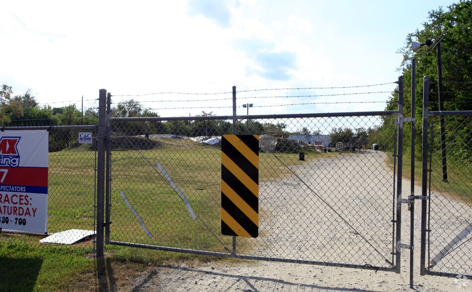 2932 Manvel Rd, Pearland, TX for sale - Building Photo - Image 1 of 15