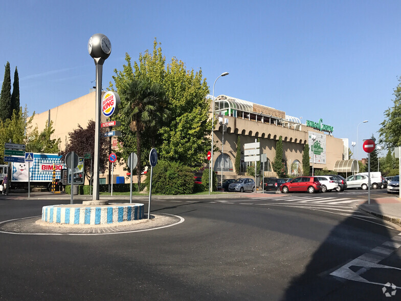 Comunidad de Madrid, 41, Las Rozas de Madrid, Madrid for sale - Primary Photo - Image 1 of 6