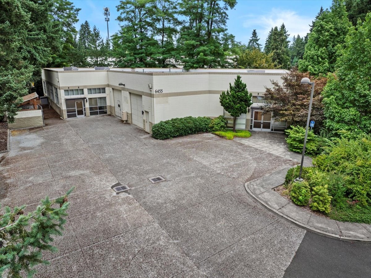 6455 Lakeview Blvd, Lake Oswego, OR for lease Interior Photo- Image 1 of 14