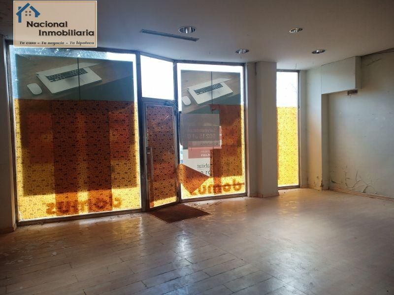 Valladolid, VLL 47001 -  -  - Interior Photo - Image 1 of 7