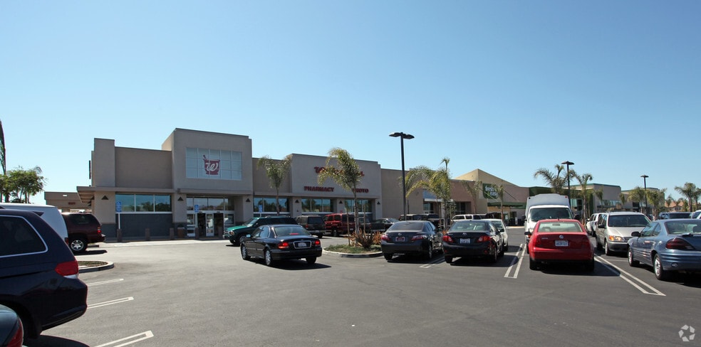 1600-1750 E Gonzales Rd, Oxnard, CA for lease - Building Photo - Image 1 of 7