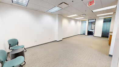 260-270 Peachtree St NW, Atlanta, GA for lease Lobby- Image 1 of 6