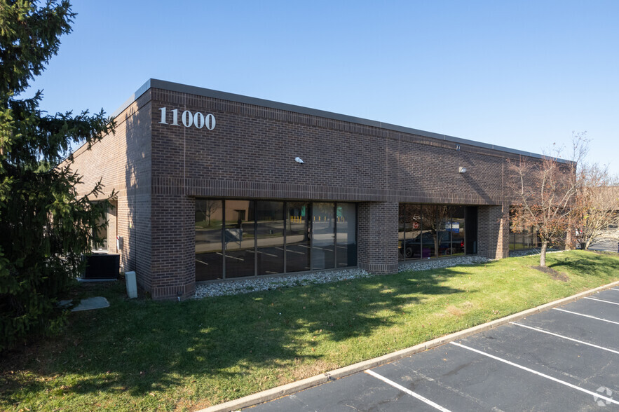 11000 Commerce Pky, Mount Laurel, NJ for lease - Building Photo - Image 2 of 7