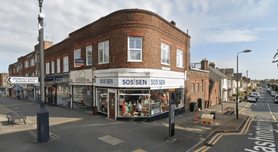 90 Central Rd, Worcester Park for sale - Building Photo - Image 2 of 2