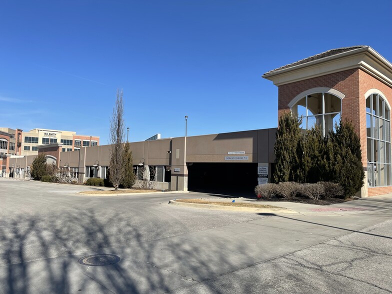 8801 Renner Blvd, Lenexa, KS for lease - Building Photo - Image 3 of 14