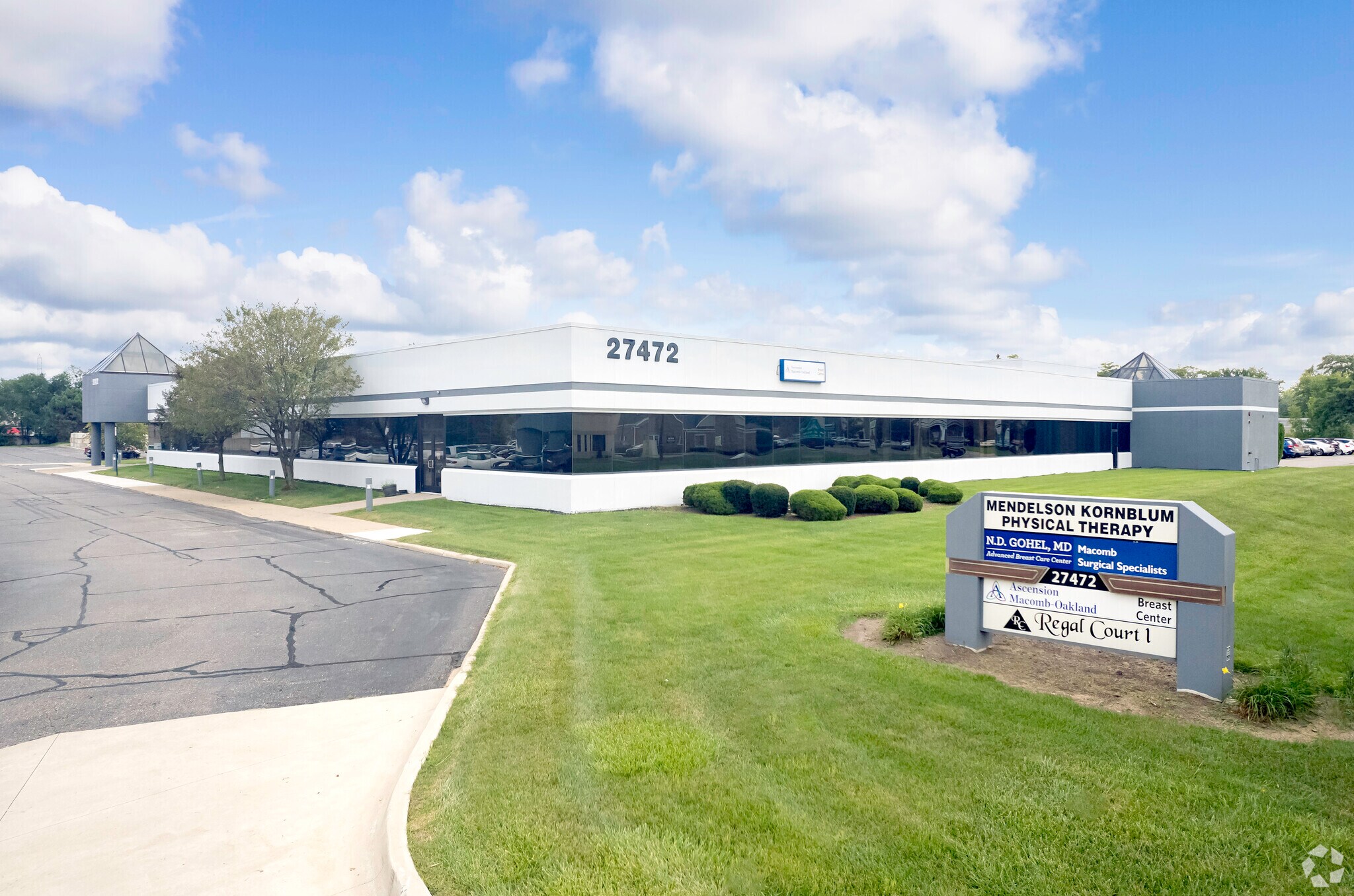 27472 Schoenherr Rd, Warren, MI for sale Primary Photo- Image 1 of 1