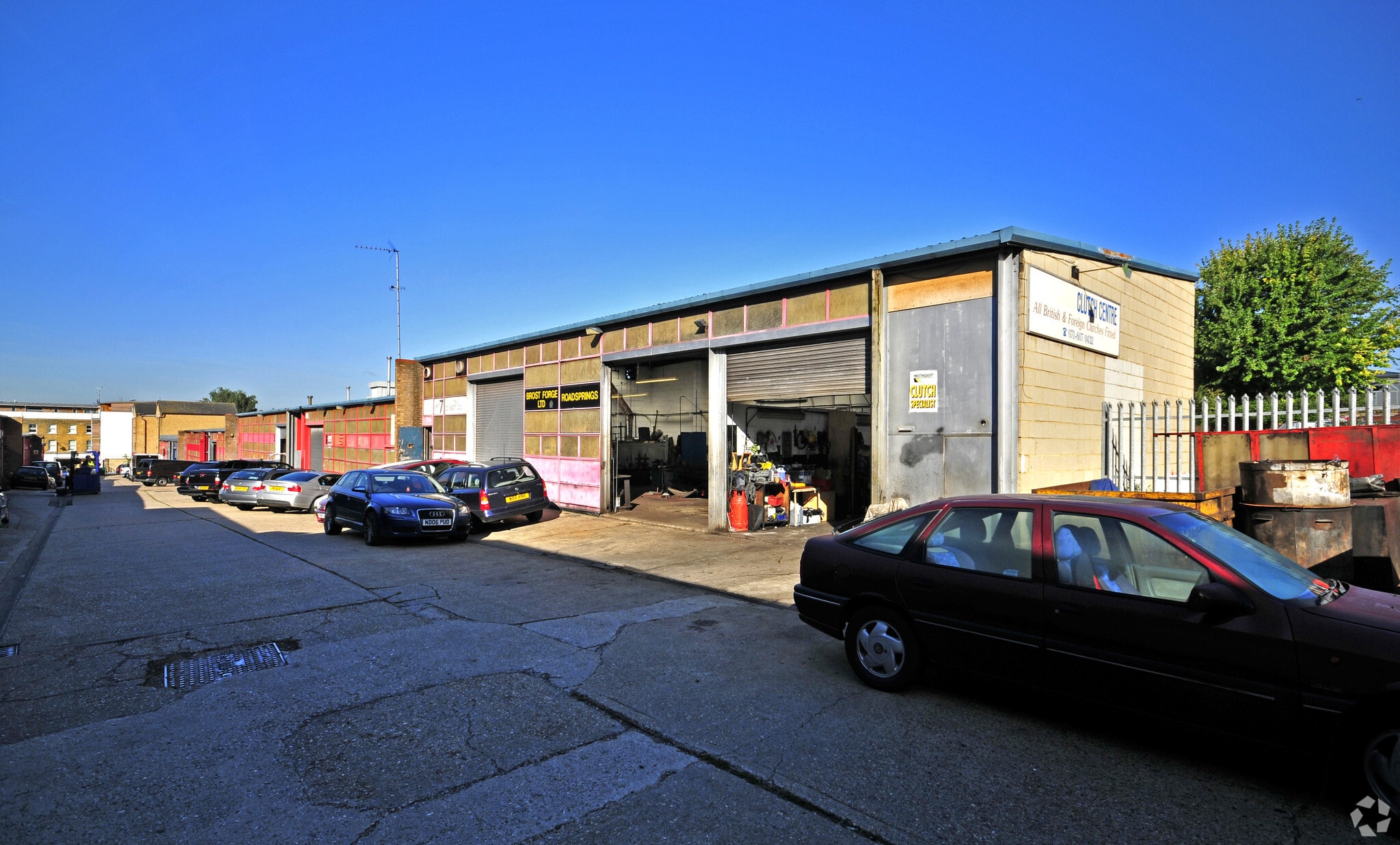 149 Roman Way, London for sale Primary Photo- Image 1 of 1