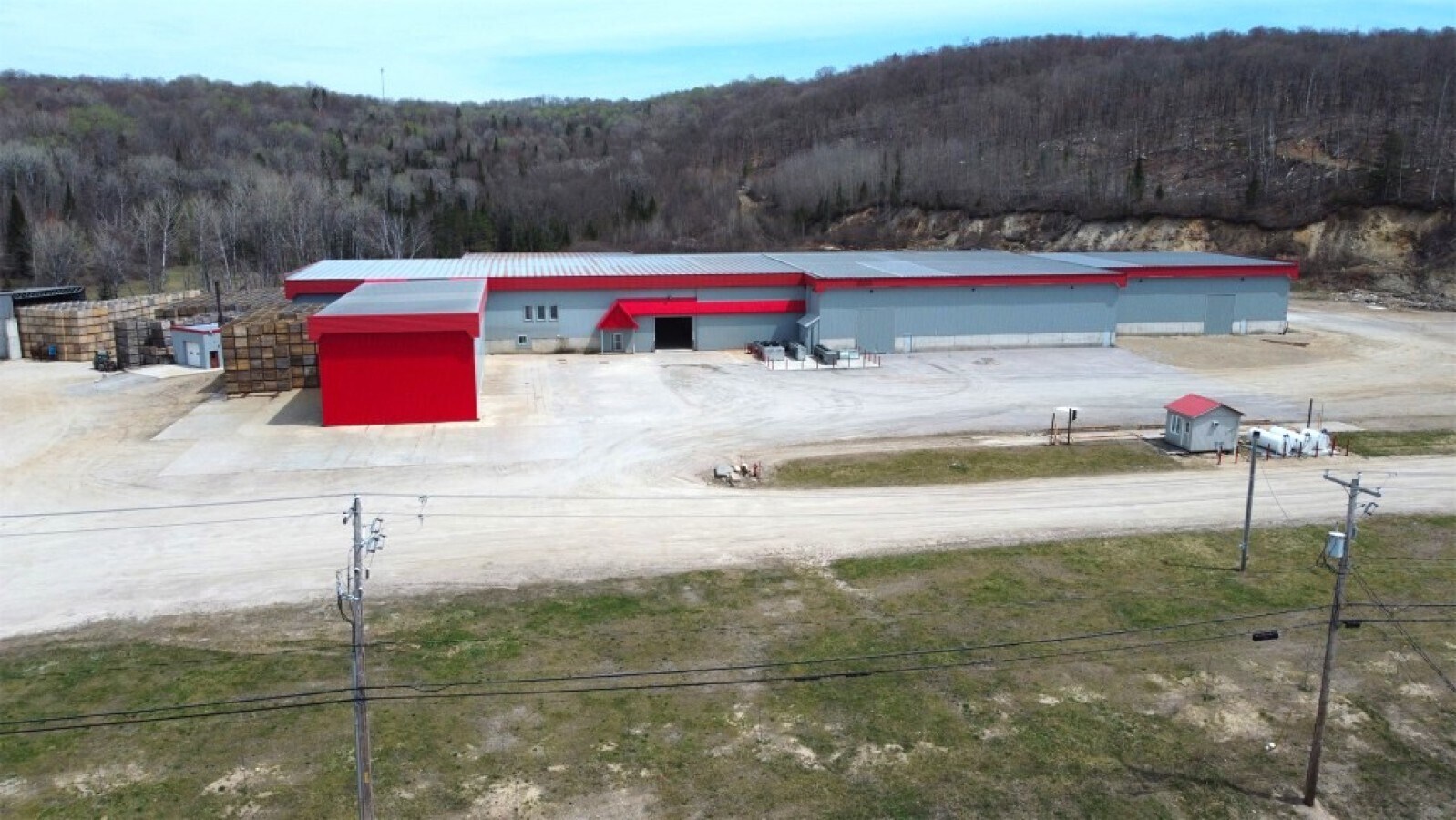 117 Route 117 N, Rivière-Rouge, QC for sale Primary Photo- Image 1 of 1