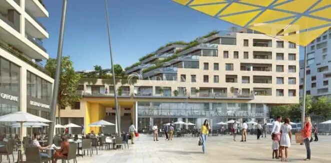 Retail in Bordeaux for lease - Building Photo - Image 2 of 12