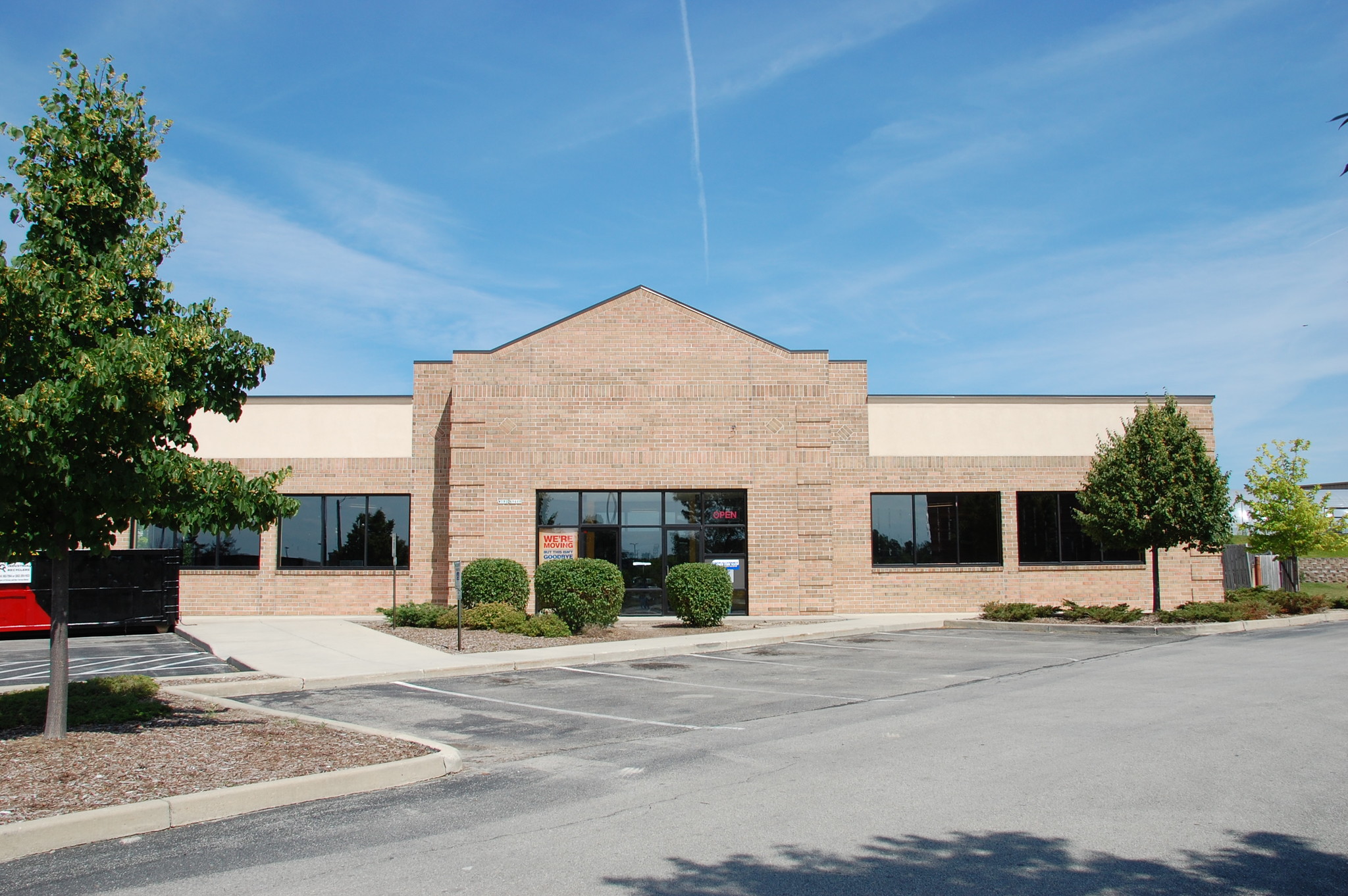 W180N9460 Premier Ln, Menomonee Falls, WI for sale Building Photo- Image 1 of 1