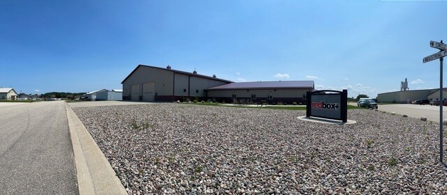 170 W Circle Dr, Saint Charles, MN for lease Primary Photo- Image 1 of 62