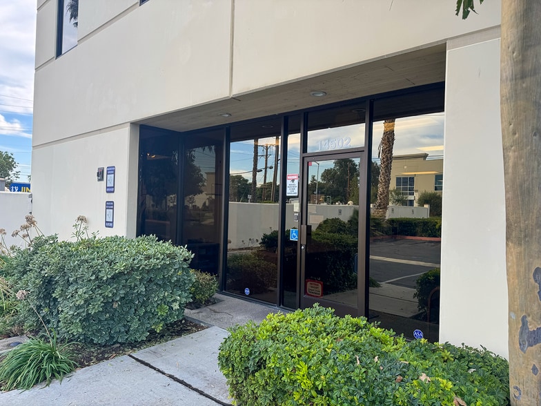 14502 Central Ave, Chino, CA for lease - Building Photo - Image 2 of 2