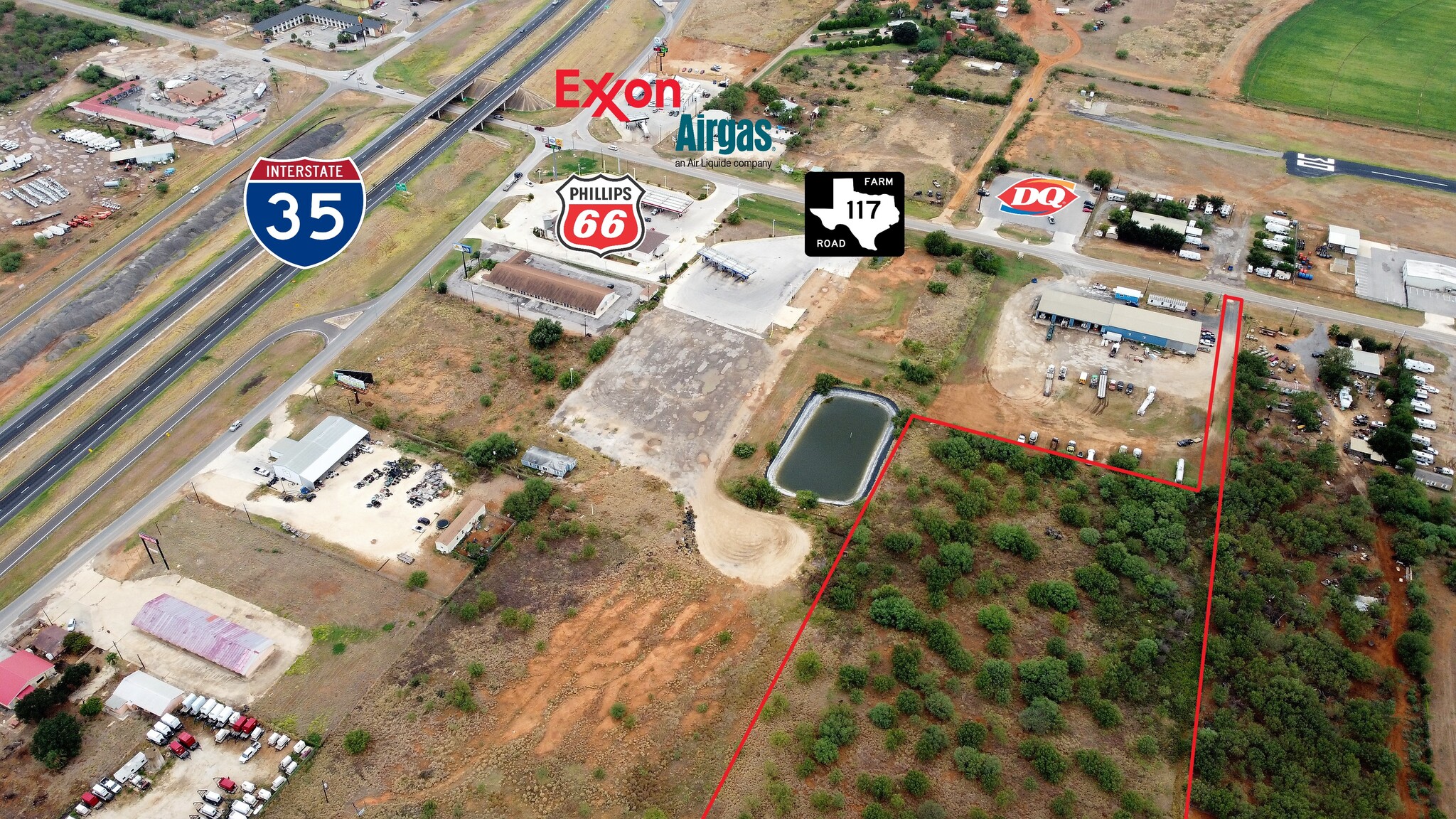 1400 W Highway 117, Dilley, TX for sale Building Photo- Image 1 of 1