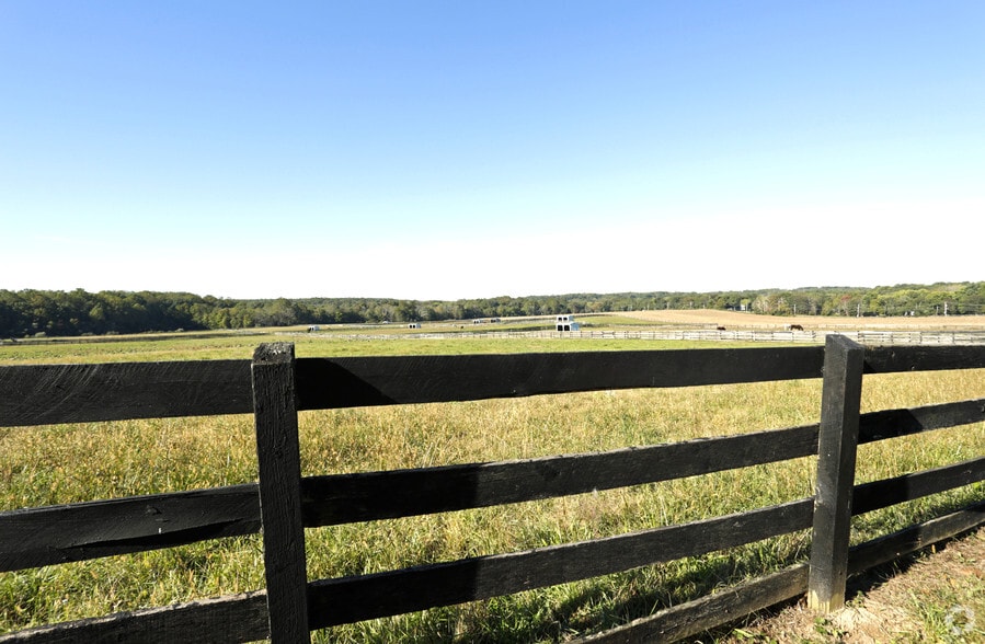 279 Millstone Rd Millstone Township Nj Land For Sale Loopnet Com