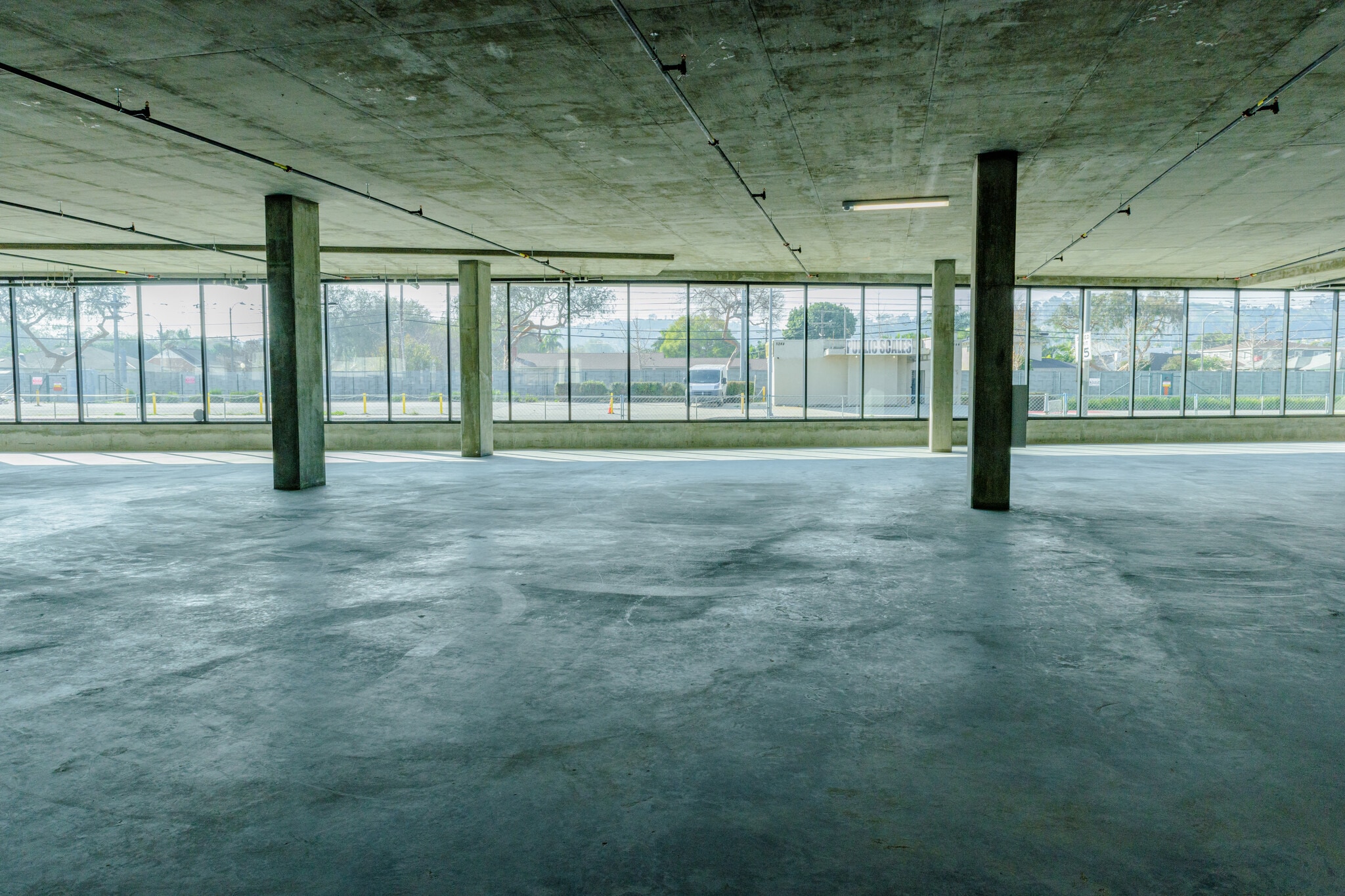 5237 W Jefferson Blvd, Los Angeles, CA for sale Interior Photo- Image 1 of 1