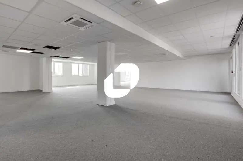 5 Rue Christophe Colomb, Orly for lease - Building Photo - Image 2 of 11