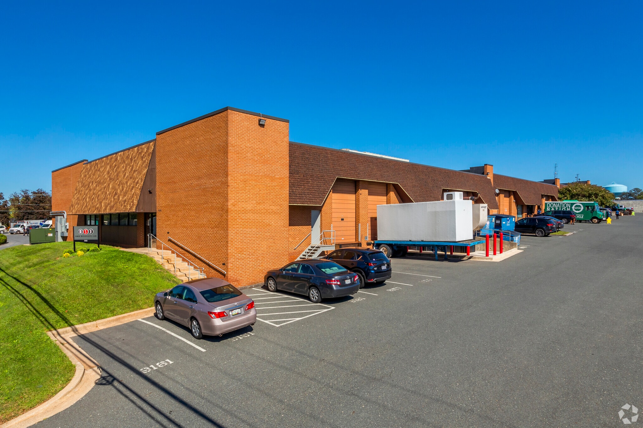 9113-9161 Industrial Ct, Gaithersburg, MD for sale Primary Photo- Image 1 of 6