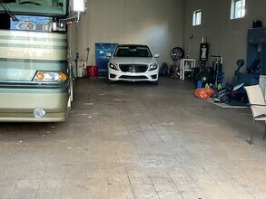 165 Hackensack St, East Rutherford, NJ for lease Interior Photo- Image 2 of 2