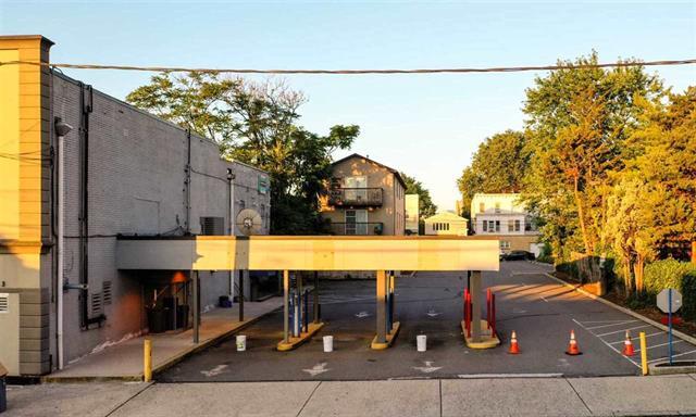 435-437 Broadway, Bayonne, NJ for lease - Building Photo - Image 2 of 46