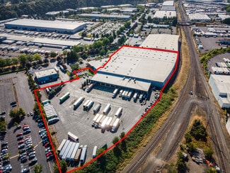 More details for 6800 N Cutter Cir, Portland, OR - Industrial for Lease