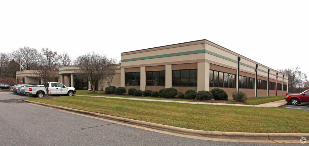 870 Remington Dr, Madison, NC for lease - Building Photo - Image 3 of 4