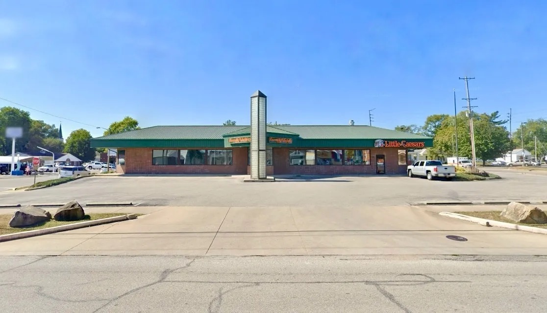 601 N College Ave, Vincennes, IN for lease Building Photo- Image 1 of 6