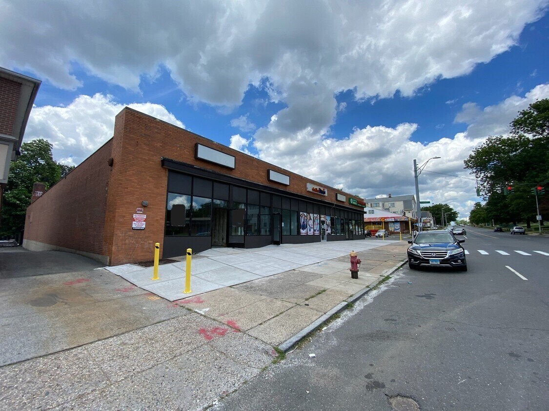 408 New Britain Ave, Hartford, CT 06106