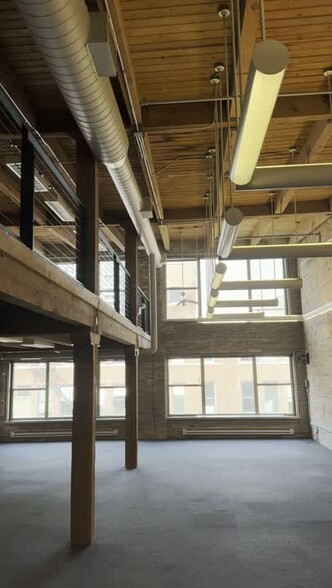 641-651 W Lake St, Chicago, IL for lease - Commercial Listing Video - Image 3 of 15