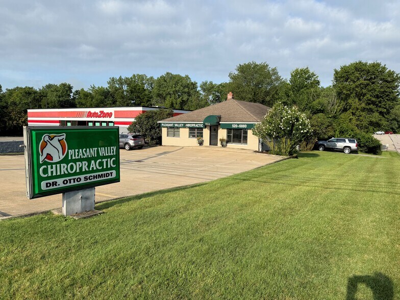 7664 Broadview Rd, Parma, OH for sale - Primary Photo - Image 1 of 12