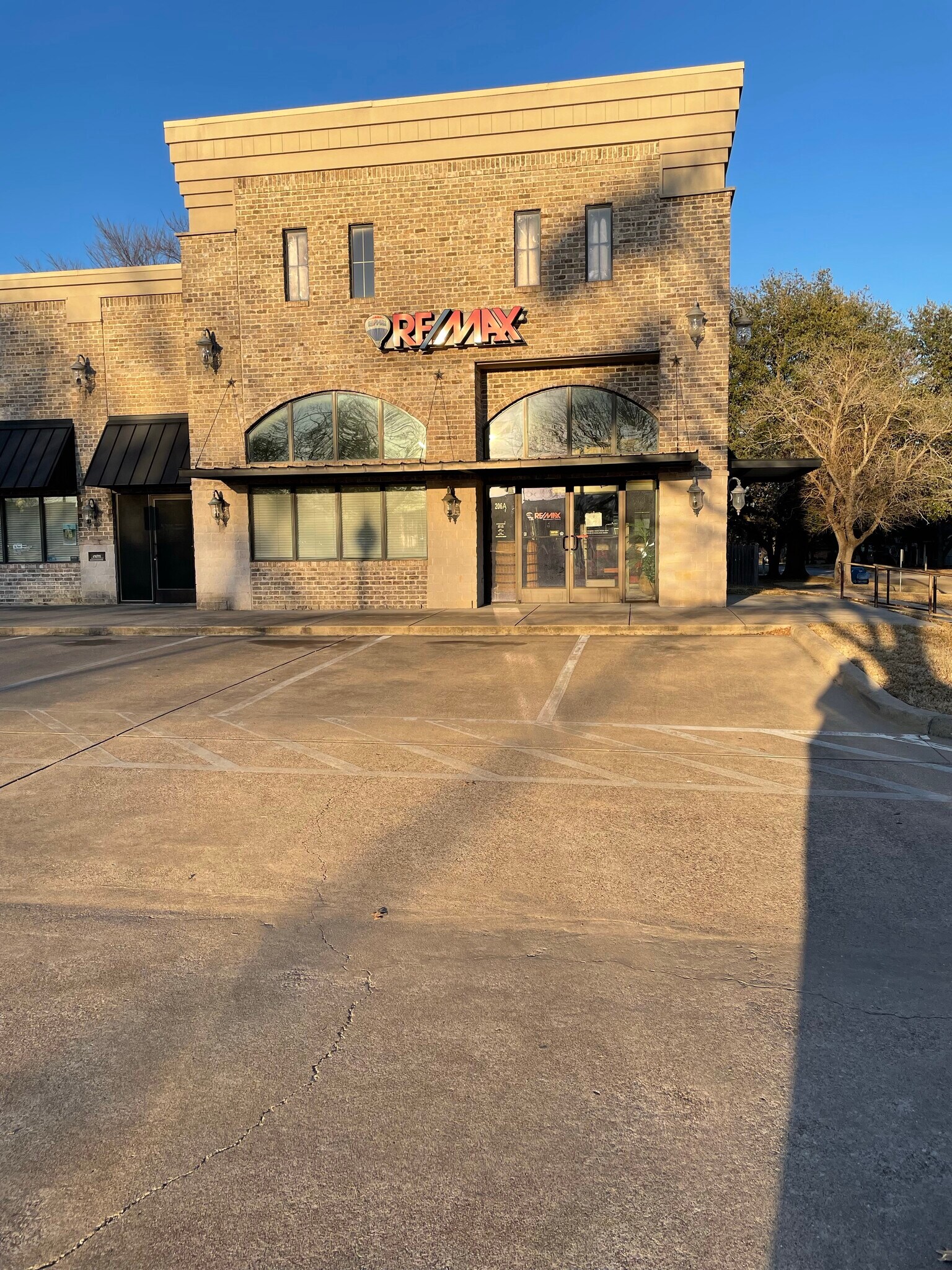 Discover 306 N Clay St, Ennis, TX: Your Dream Home Awaits?