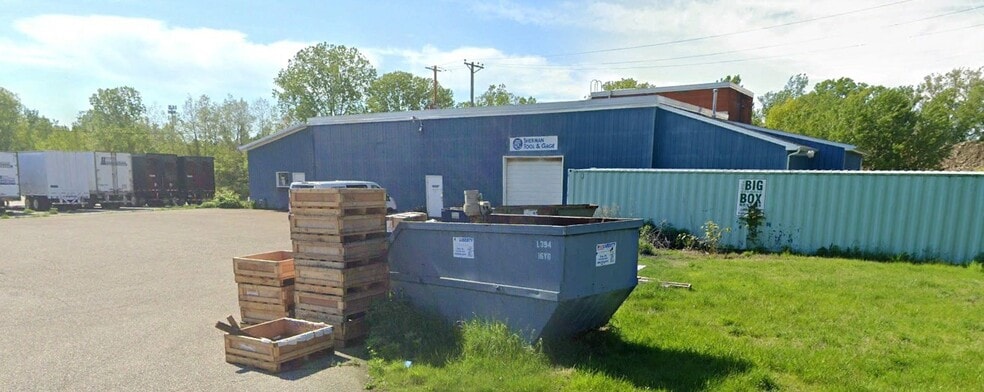 1600 Cranberry St, Erie, PA for sale - Building Photo - Image 2 of 17