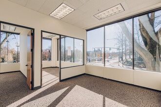 1500 SW 1st Ave, Portland, OR for lease Building Photo- Image 2 of 10