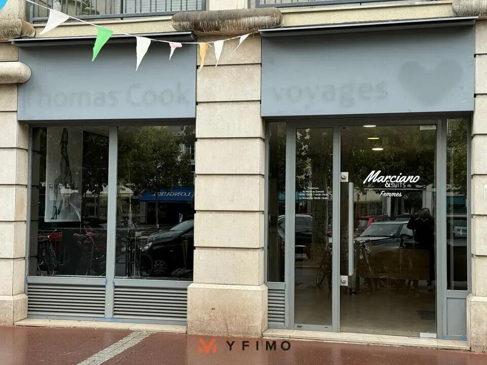 Retail in Maisons-Laffitte for lease Building Photo- Image 1 of 9