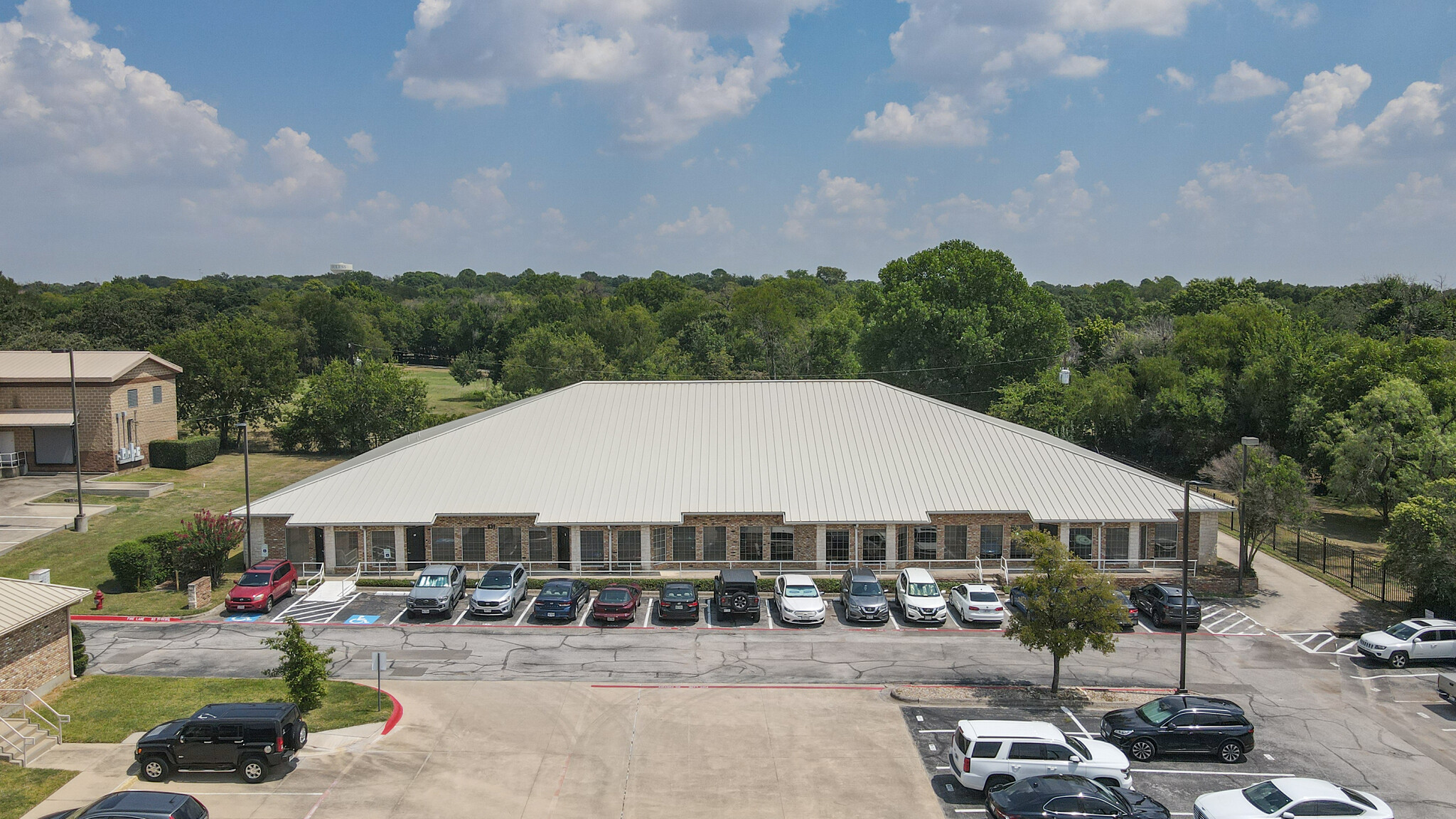 831 W Euless Blvd, Euless, TX for sale Building Photo- Image 1 of 1