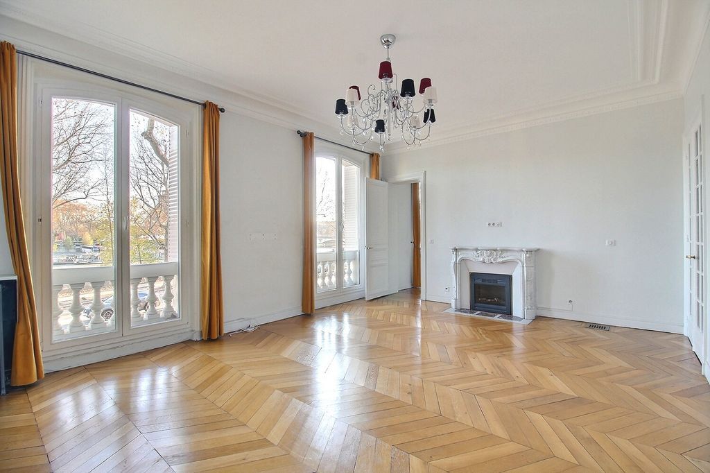52 Avenue De New York, Paris for lease Interior Photo- Image 1 of 9