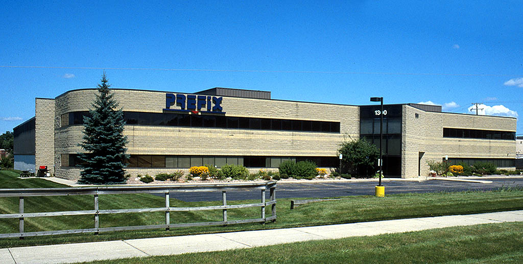 1300 W Hamlin Rd, Rochester Hills, MI for sale Primary Photo- Image 1 of 1