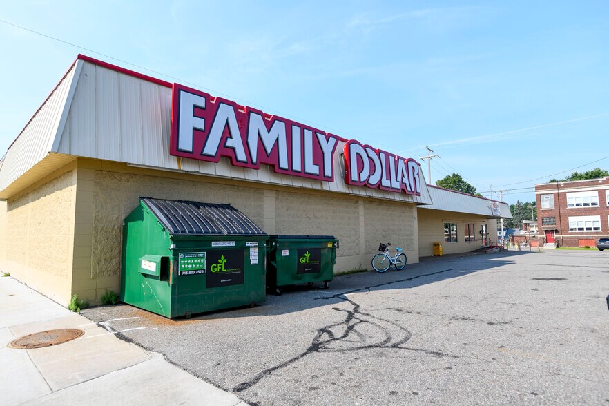 501 W Main St, Merrill, WI for sale - Building Photo - Image 1 of 1
