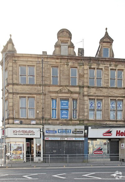 79 Westgate, Bradford for sale - Primary Photo - Image 1 of 1