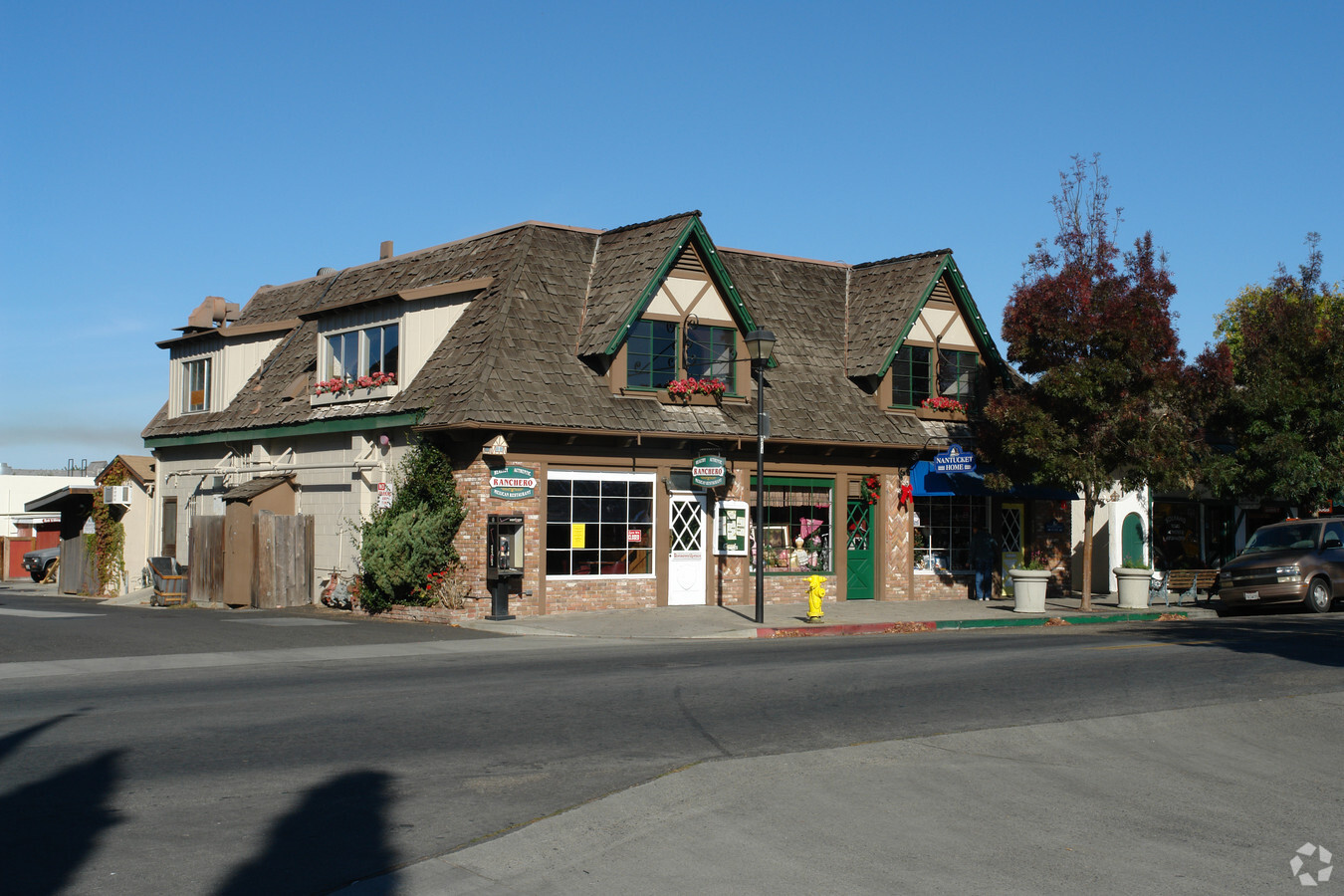 435-439 Alisal Rd, Solvang, Ca 93463 