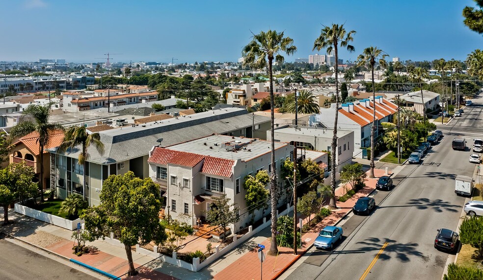 902 16th St, Santa Monica, CA for sale - Building Photo - Image 3 of 45