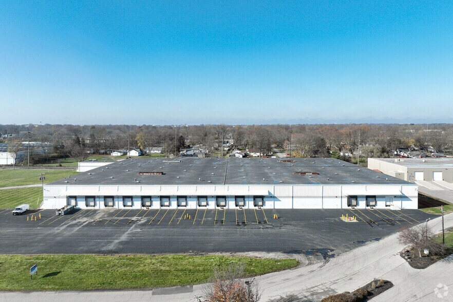 1908 Stout Field West Dr, Indianapolis, IN 46241