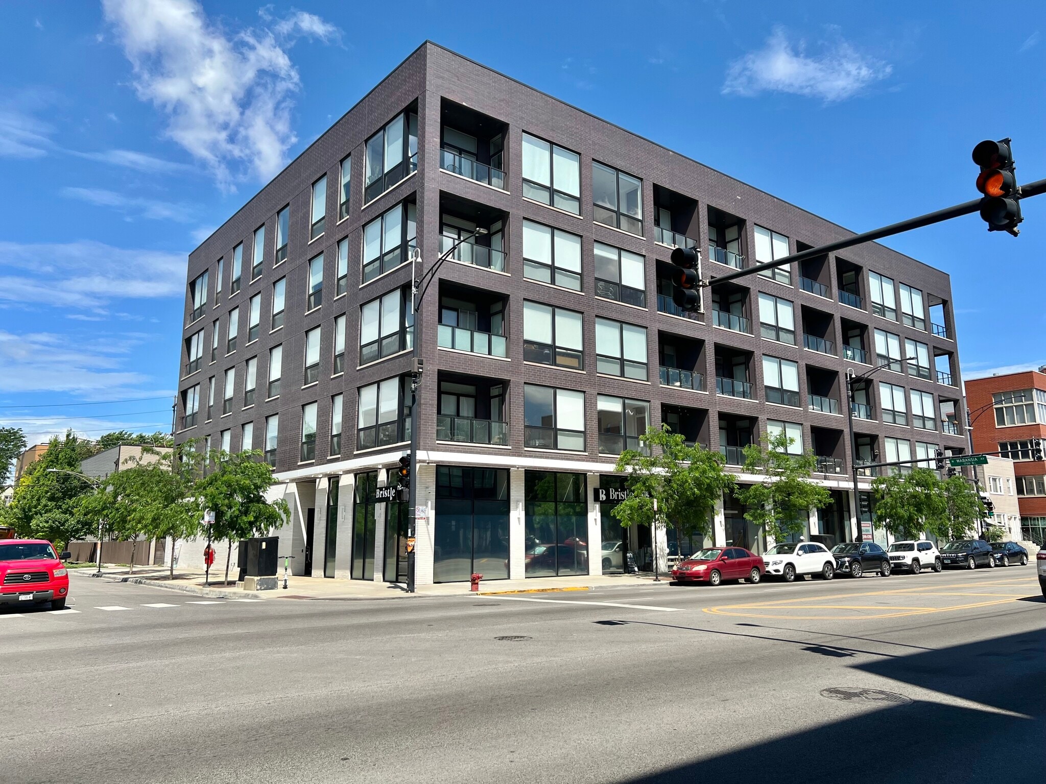 1710 N Western Ave, Chicago, IL for lease Building Photo- Image 1 of 15